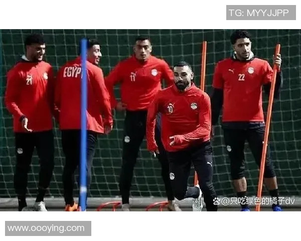 足球球星街头一对一对决谁能称霸街头足球之王挑战赛